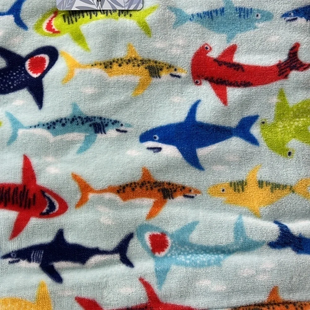 Tommy Bahama Kids Beach Towels Shark Print Multi Color 100% Cotton 2pc NEW